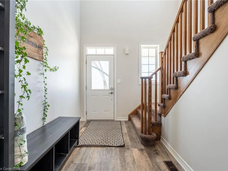 14 Mccurdy Avenue, Hamilton, ON, L8B 0T5 - 6