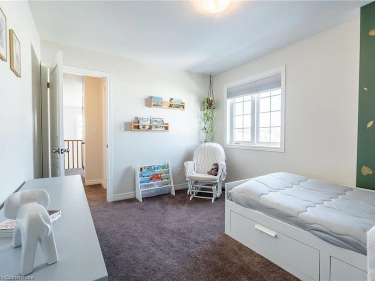 14 Mccurdy Avenue, Hamilton, ON, L8B 0T5 - 32