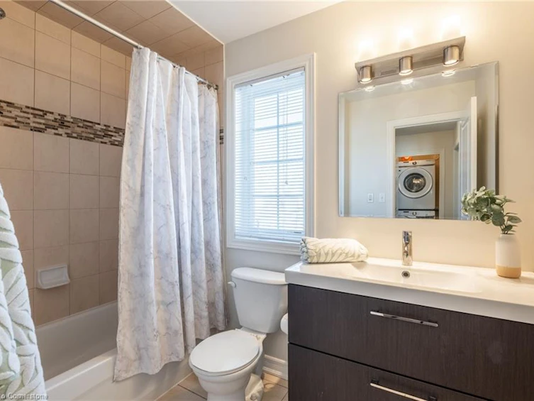 14 Mccurdy Avenue, Hamilton, ON, L8B 0T5 - 33