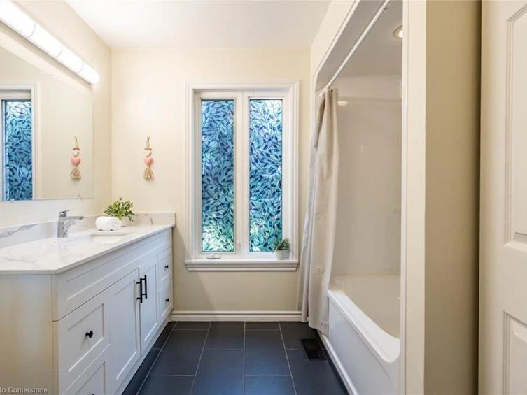 399 Old Brock Road, Hamilton, ON, L9H 5J1 - 33
