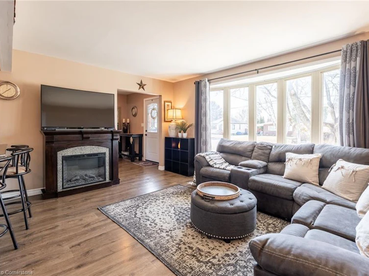3 Elm Street, Norfolk County, ON, N3Y 3B2 - 17