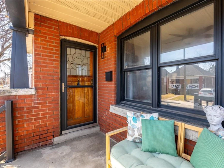 45 Barons Avenue N, Hamilton, ON, L8H 5A3 - 2