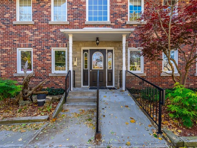 81 Hamilton Street N, Hamilton, ON, L0R 2H0 - 3