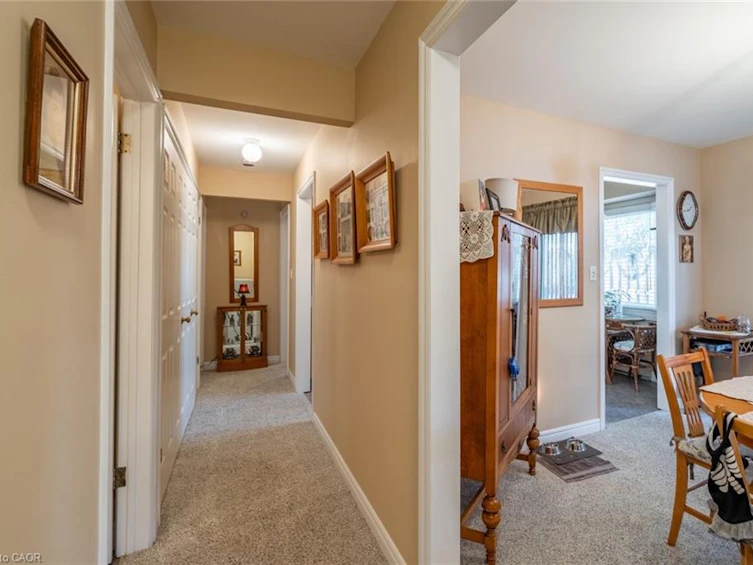 81 Hamilton Street N, Hamilton, ON, L0R 2H0 - 29
