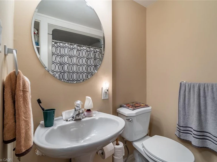 81 Hamilton Street N, Hamilton, ON, L0R 2H0 - 34