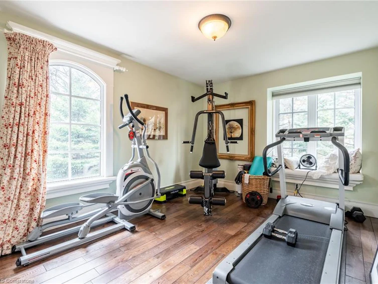 121 Mohawk Road, Hamilton, ON, L9G 3L9 - 23