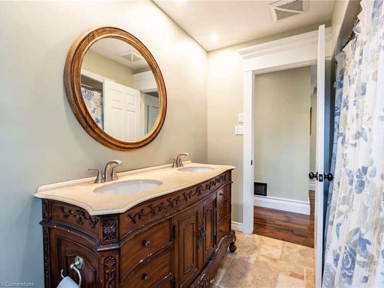 121 Mohawk Road, Hamilton, ON, L9G 3L9 - 20