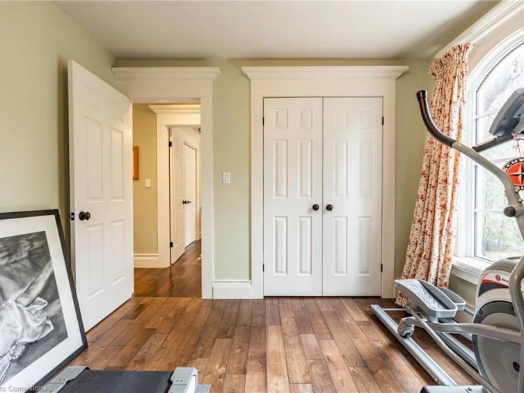 121 Mohawk Road, Hamilton, ON, L9G 3L9 - 24
