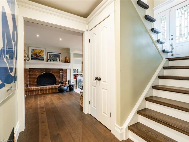 121 Mohawk Road, Hamilton, ON, L9G 3L9 - 25