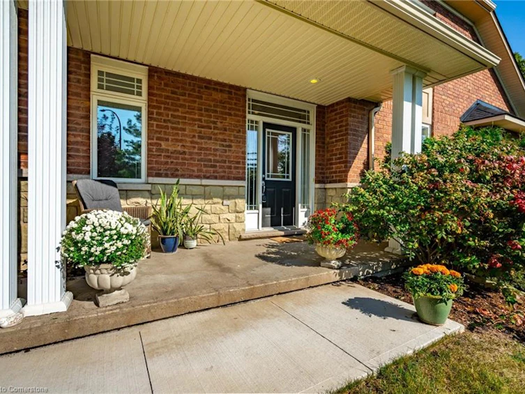 55 Landscapes Trail, Hamilton, ON, L9K 0A1 - 3