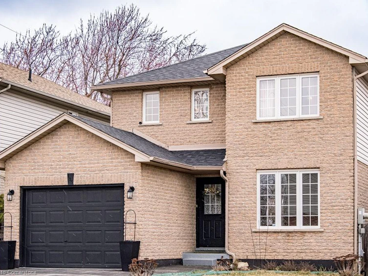 135 Arrowhead Drive, Hamilton, ON, L8W 3Z5 - 2