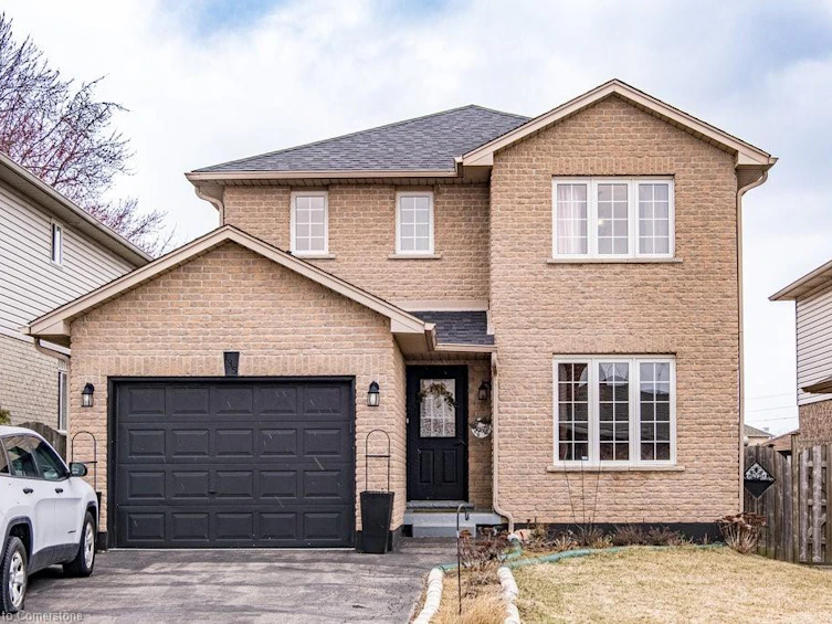 135 Arrowhead Drive, Hamilton, ON, L8W 3Z5