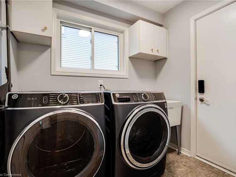 379 Devonshire Terrace, Hamilton, ON, L1S 4R2 - 11