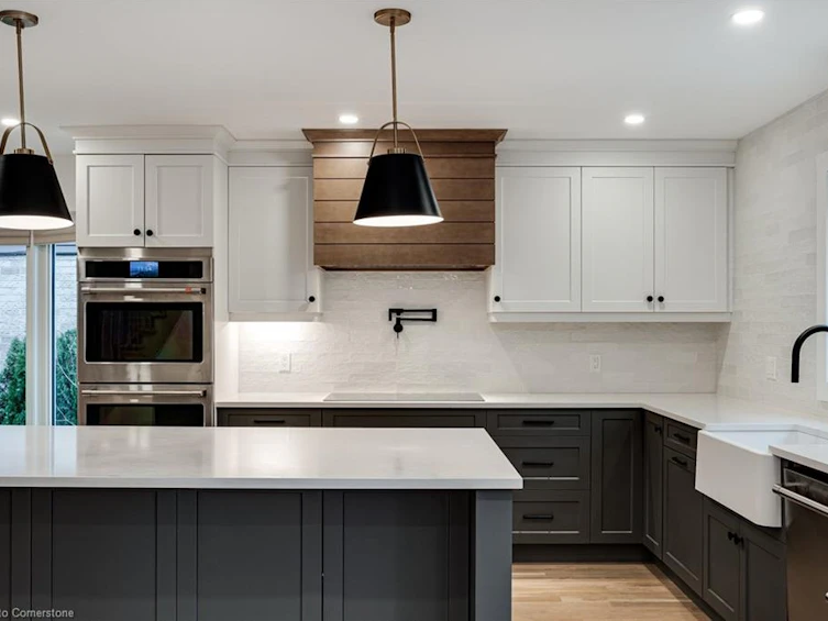 379 Devonshire Terrace, Hamilton, ON, L1S 4R2 - 8