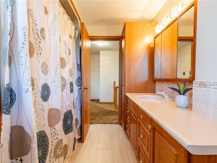 5160 Mulberry Drive, Burlington, ON, L7L 3P4 - 27