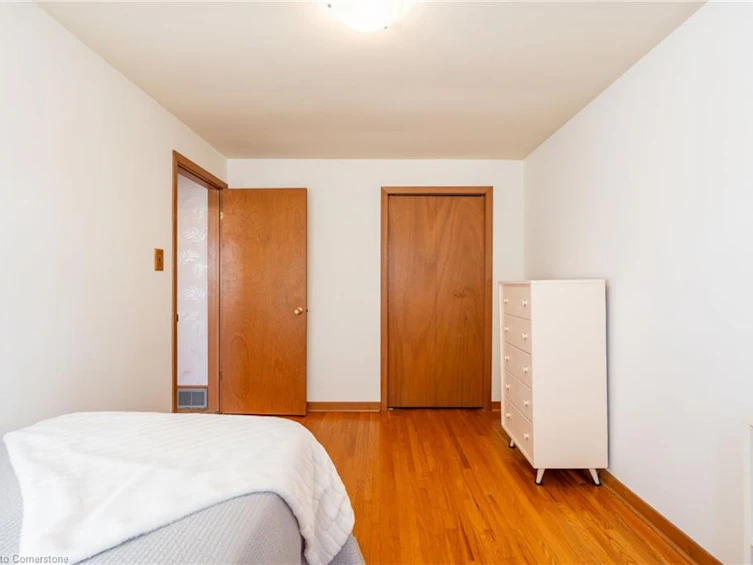 5160 Mulberry Drive, Burlington, ON, L7L 3P4 - 32