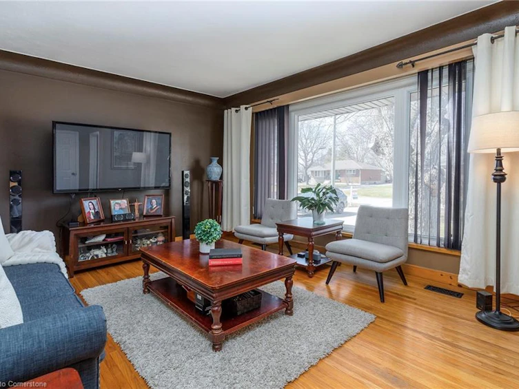 63 Seneca Avenue, Hamilton, ON, L9B 1L8 - 7