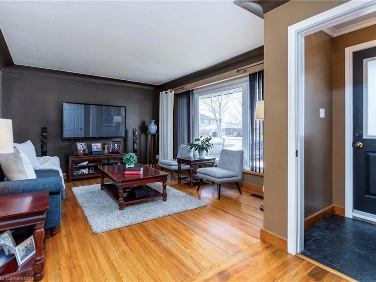 63 Seneca Avenue, Hamilton, ON, L9B 1L8 - 4