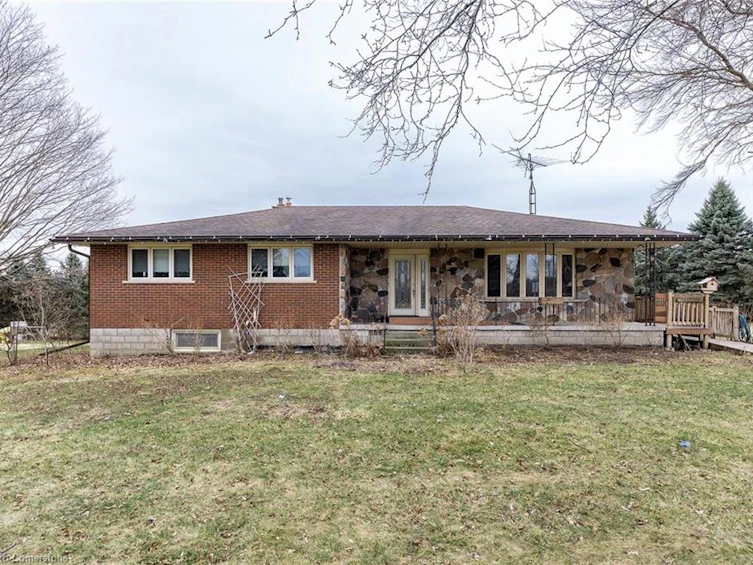 7123 Smith Road, Puslinch, ON, N3C 2V4 - 2