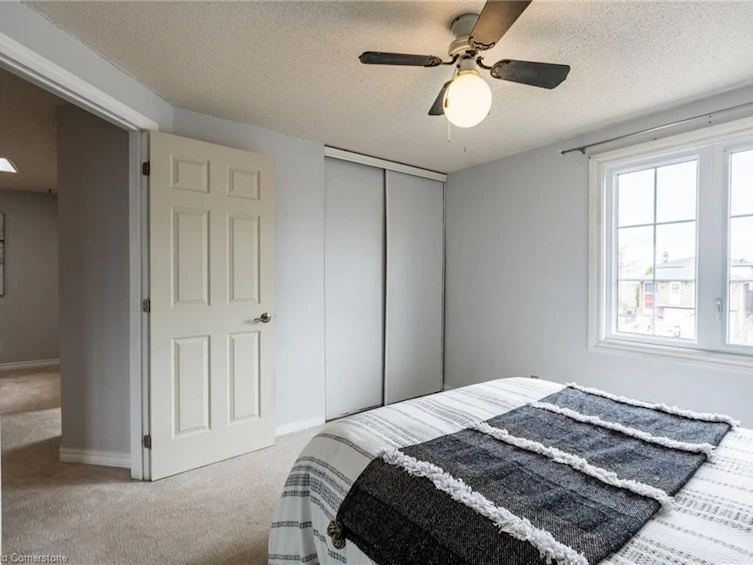 2345 Glastonbury Road, Burlington, ON, L7P 4L7 - 32