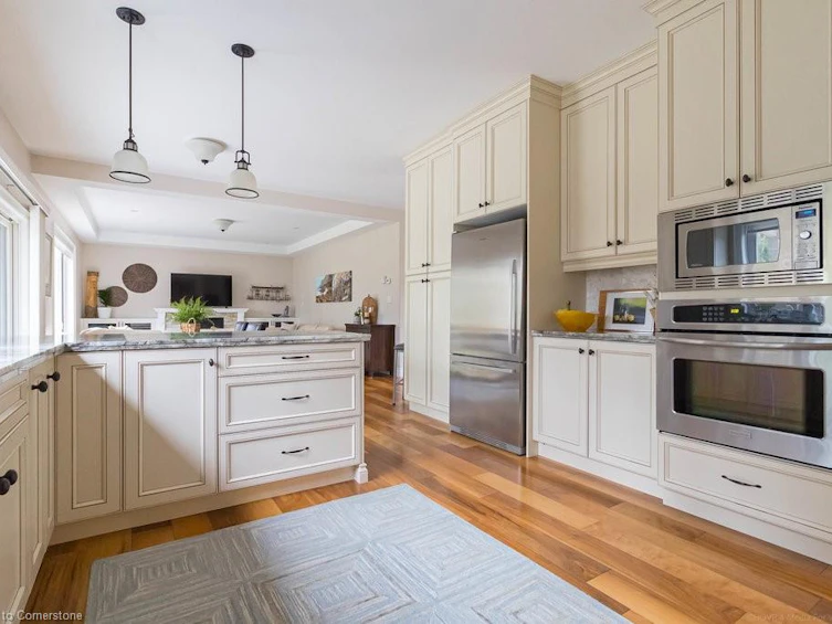 204 Woodview Crescent, Hamilton, ON, L9G 1G2 - 12