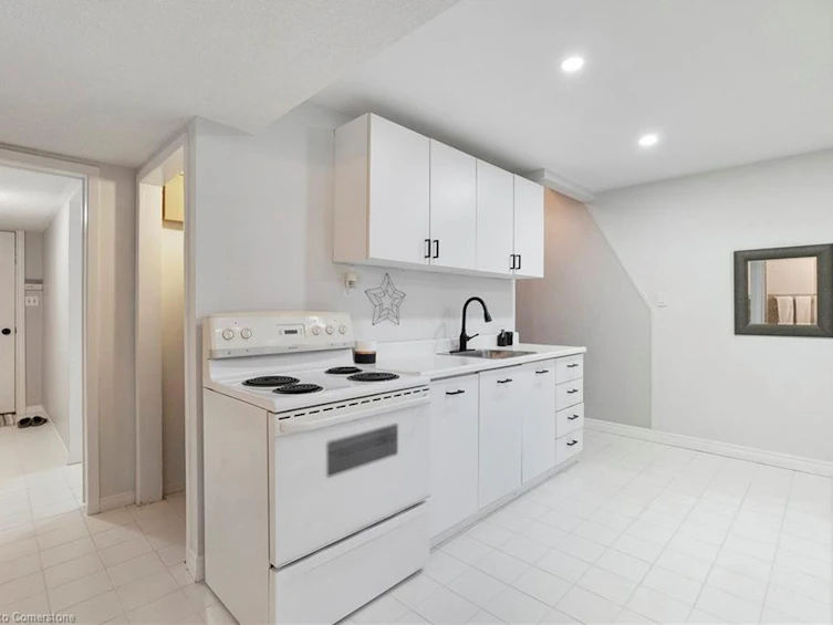 87 Monte Drive, Hamilton, ON, L8G 4M4 - 20