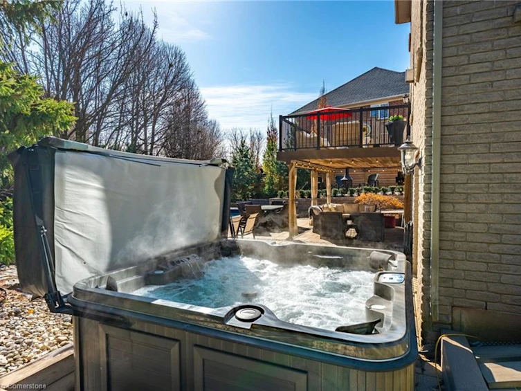 80 Commando Court, Hamilton, ON, L8B 0J6 - 41