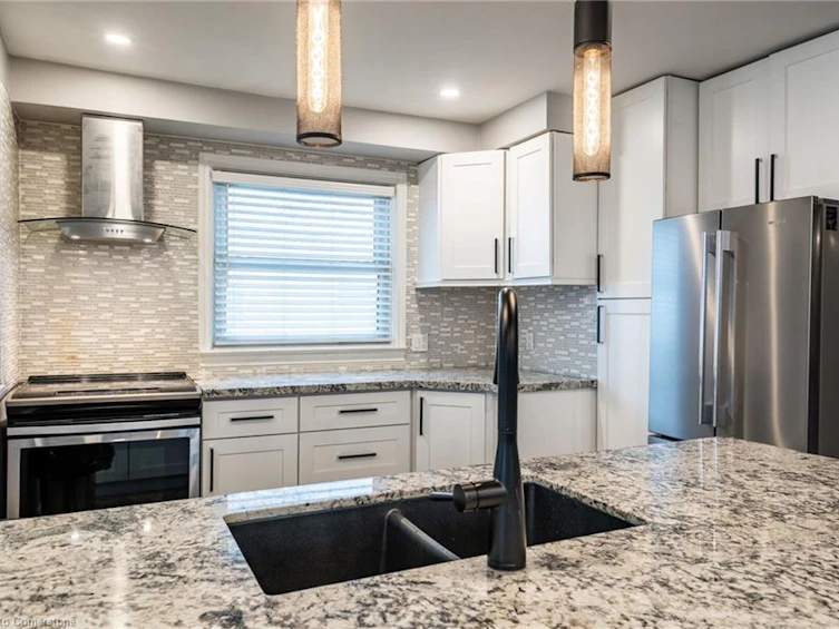 19 East 44th Street, Hamilton, ON, L8T 3G6 - 9