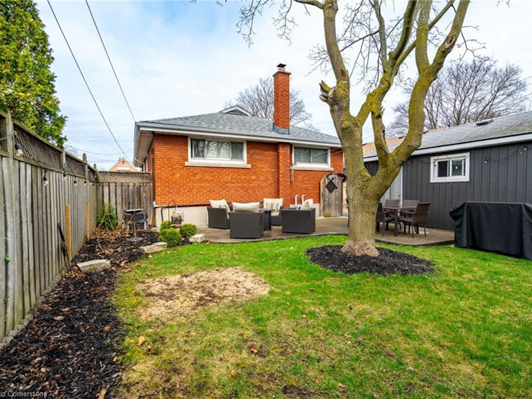 19 East 44th Street, Hamilton, ON, L8T 3G6 - 44
