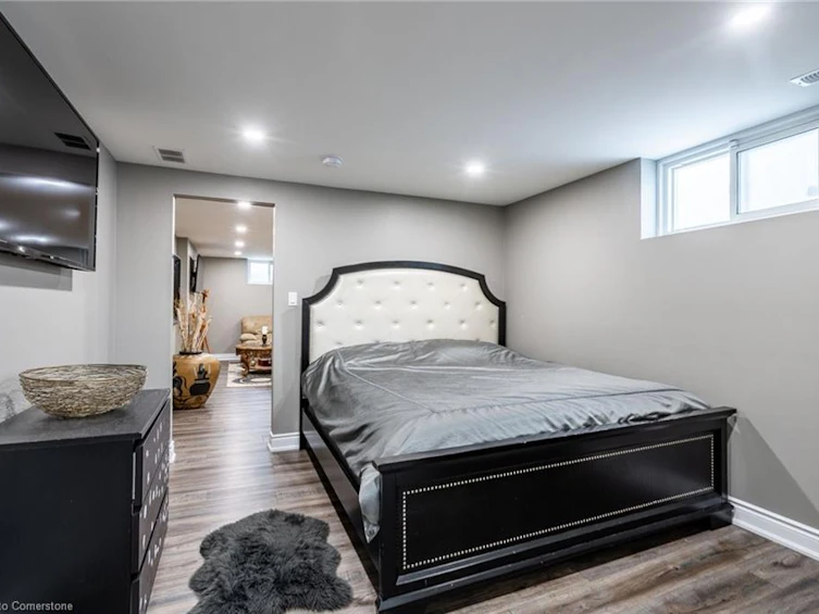 19 East 44th Street, Hamilton, ON, L8T 3G6 - 31