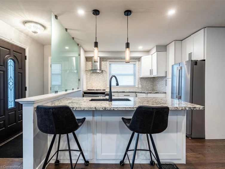 19 East 44th Street, Hamilton, ON, L8T 3G6 - 8