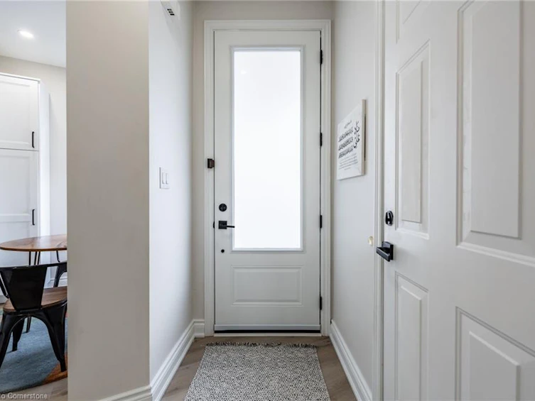 48 Goldenview Court, Hamilton, ON, L8B 0L2 - 3