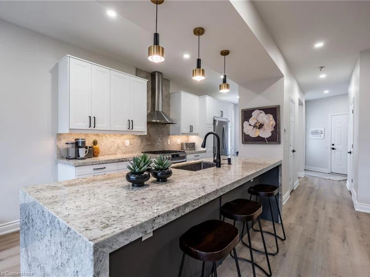 48 Goldenview Court, Hamilton, ON, L8B 0L2 - 9