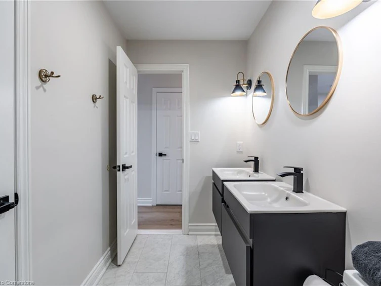 48 Goldenview Court, Hamilton, ON, L8B 0L2 - 33