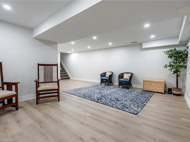 48 Goldenview Court, Hamilton, ON, L8B 0L2 - 37