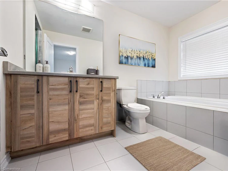 61 Vanilla Trail, Thorold, ON, L2V 0L3 - 11