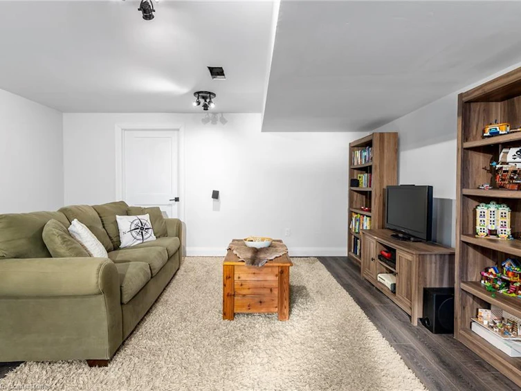 92 Ivy Crescent, Thorold, ON, L2V 0J9 - 18