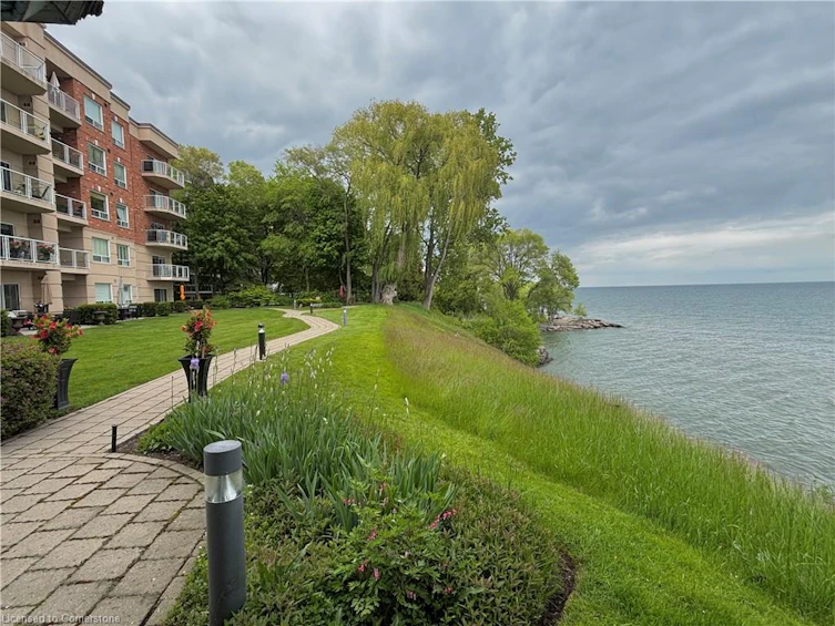 102-5188 Lakeshore Road, Burlington, ON, L7L 6P4 - 42