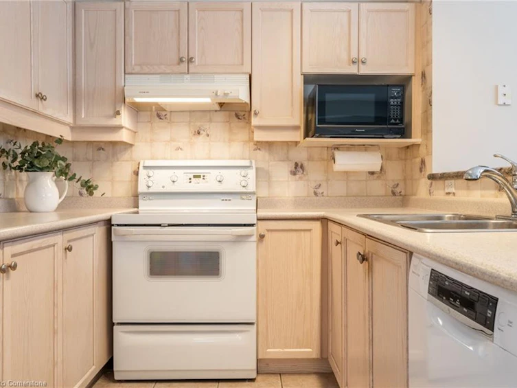 102-5188 Lakeshore Road, Burlington, ON, L7L 6P4 - 18