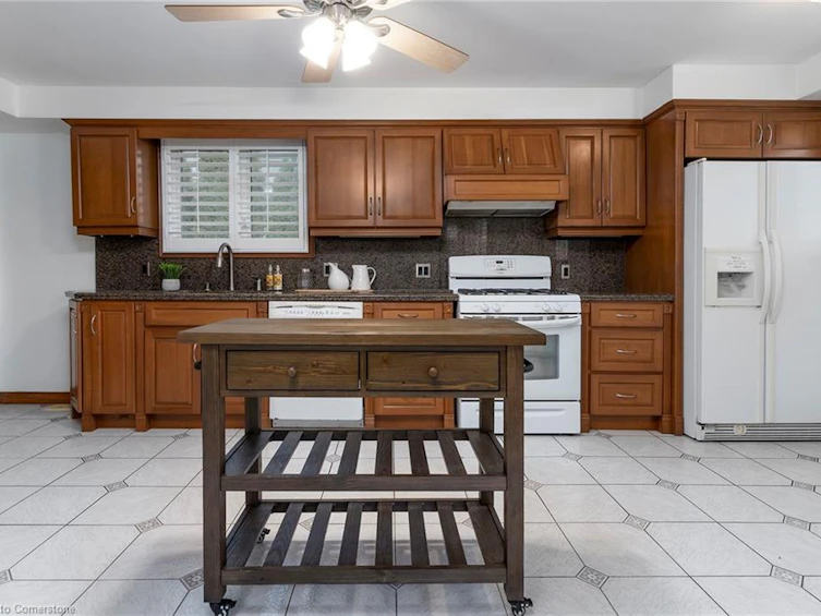808 West 5th Street, Hamilton, ON, L9C 3R5 - 13
