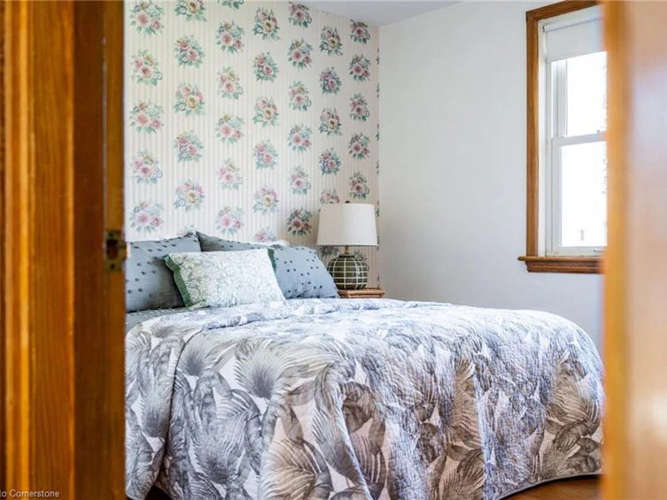 1052 Joan Drive, Burlington, ON, L7T 3H2 - 26