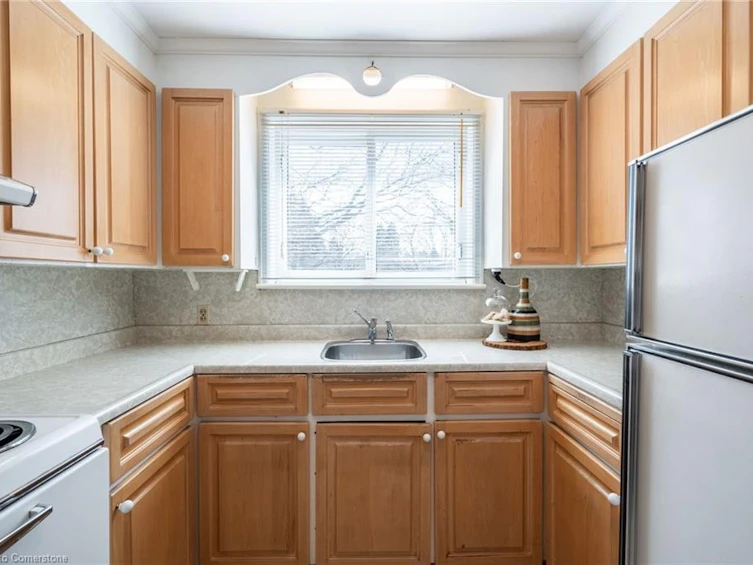 1052 Joan Drive, Burlington, ON, L7T 3H2 - 19