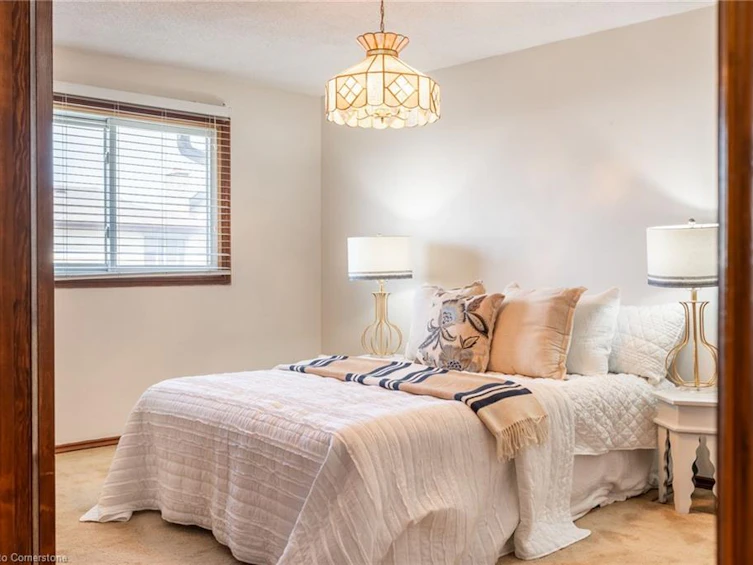 15 Titmouse Court, Hamilton, ON, L9A 4Y9 - 32