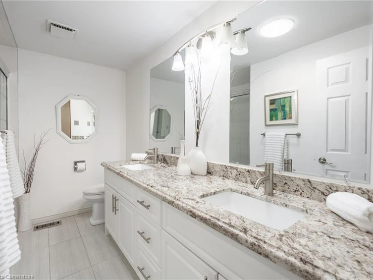15 Titmouse Court, Hamilton, ON, L9A 4Y9 - 40
