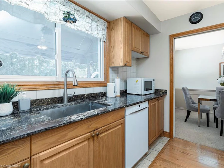 35 Palmerston Place, Hamilton, ON, L8K 5M1 - 7