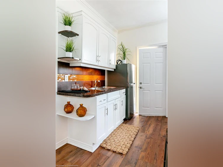 235 Young Street, Hamilton, ON, L8N 1V9 - 8