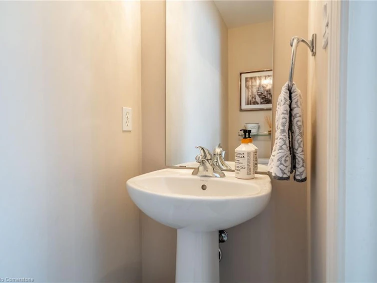 6-1491 Plains Road W, Burlington, ON, L7T 4H1 - 4