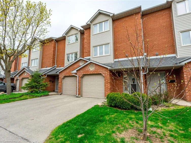 14-72 Stone Church Road W, Hamilton, ON, L9B 2H6 - 2