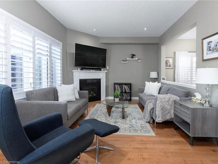 537 Valridge Drive, Hamilton, ON, L9G 0A9 - 9