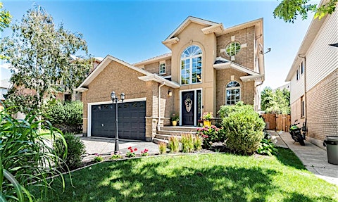54 Stonepine Crescent, Hamilton, ON, L9C 7T7